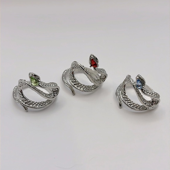 Mystical Starter Kit (Pendulum and Board w/Sacred Snake Rings) NWOT - Picture 4 of 4